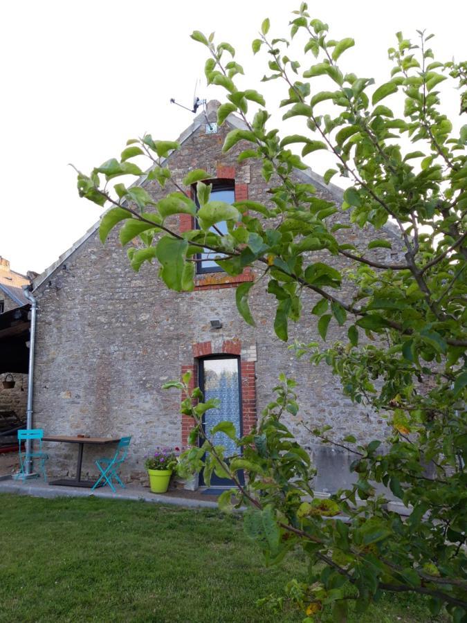 Chez Mario Apartment Saint-Pierre-Église Екстериор снимка
