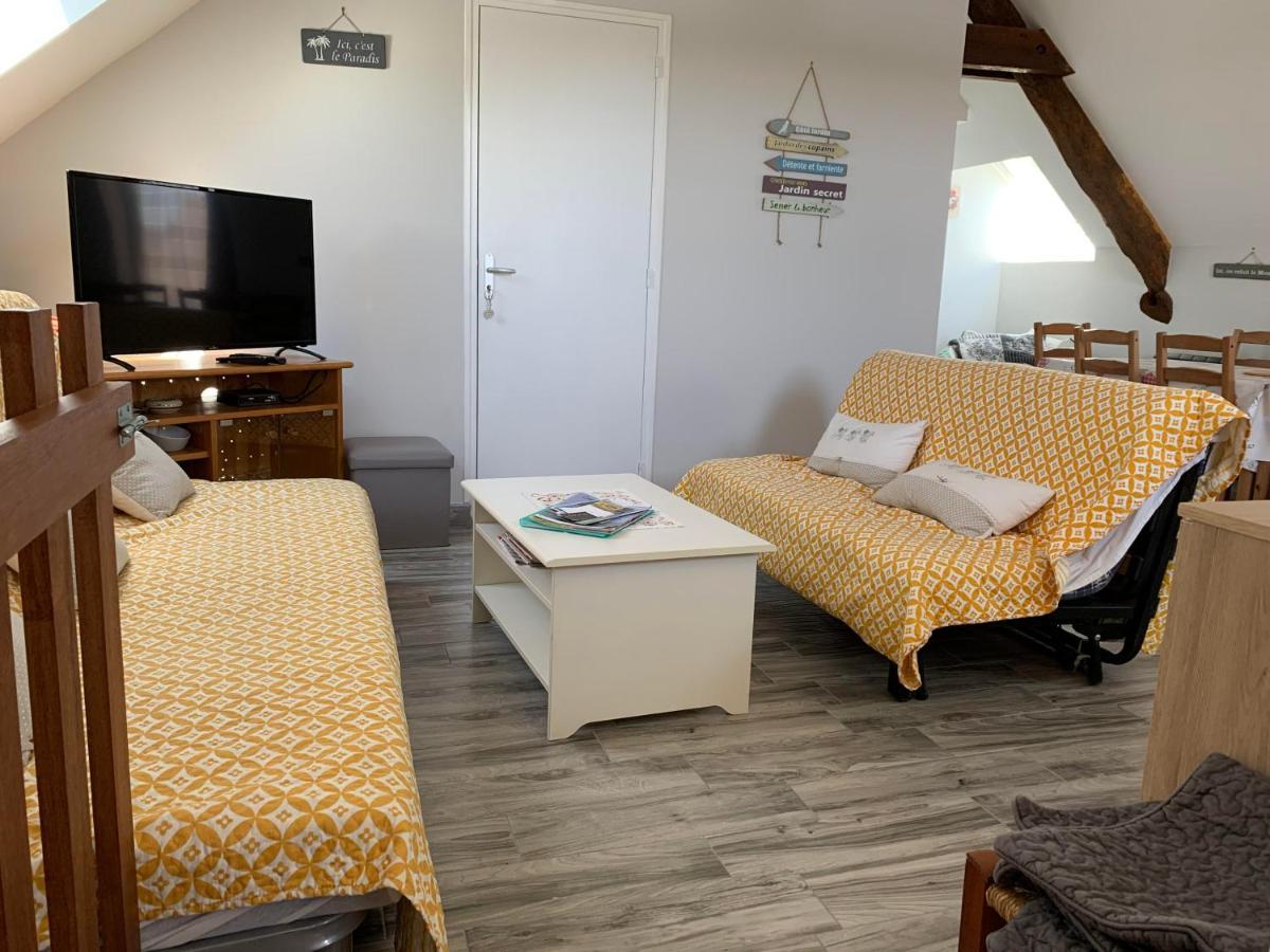 Chez Mario Apartment Saint-Pierre-Église Екстериор снимка